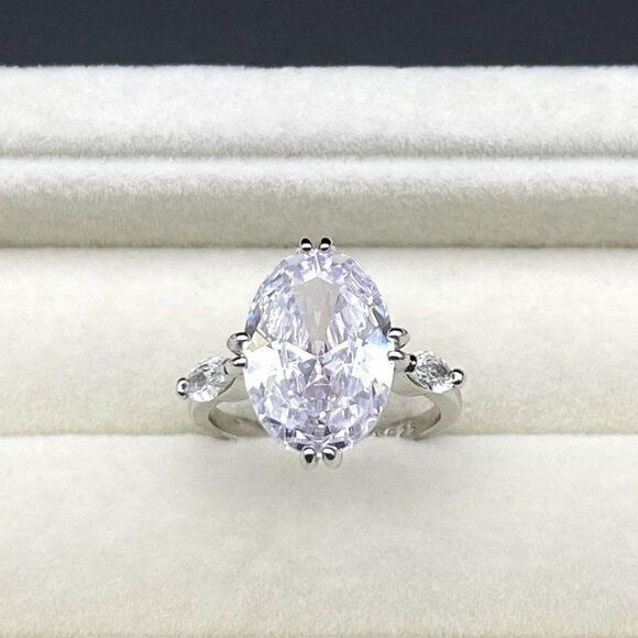 .925 Sterling Silver with Large Oval White Diamond Cubic Zirconia Ring Size 6 - Picture 2 of 10